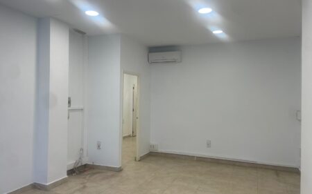 Calle Riglos 10 local derecha